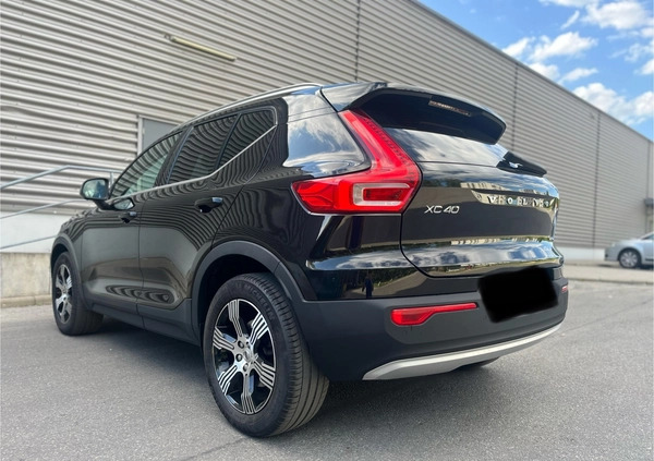 Volvo XC 40 cena 119900 przebieg: 138000, rok produkcji 2020 z Sosnowiec małe 529